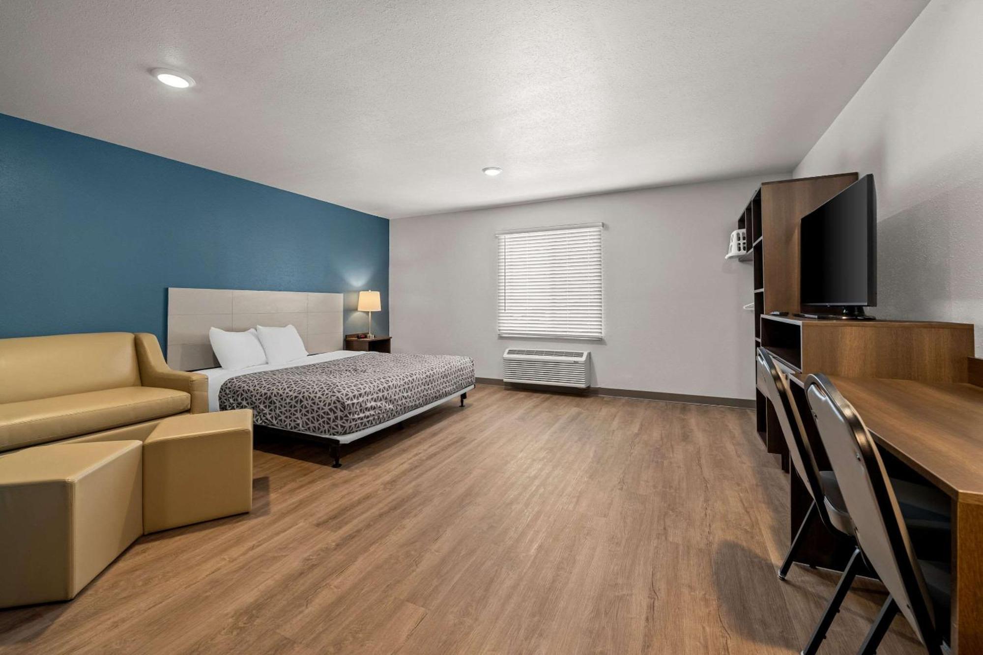 Woodspring Suites Loves Park - Rockford Extérieur photo